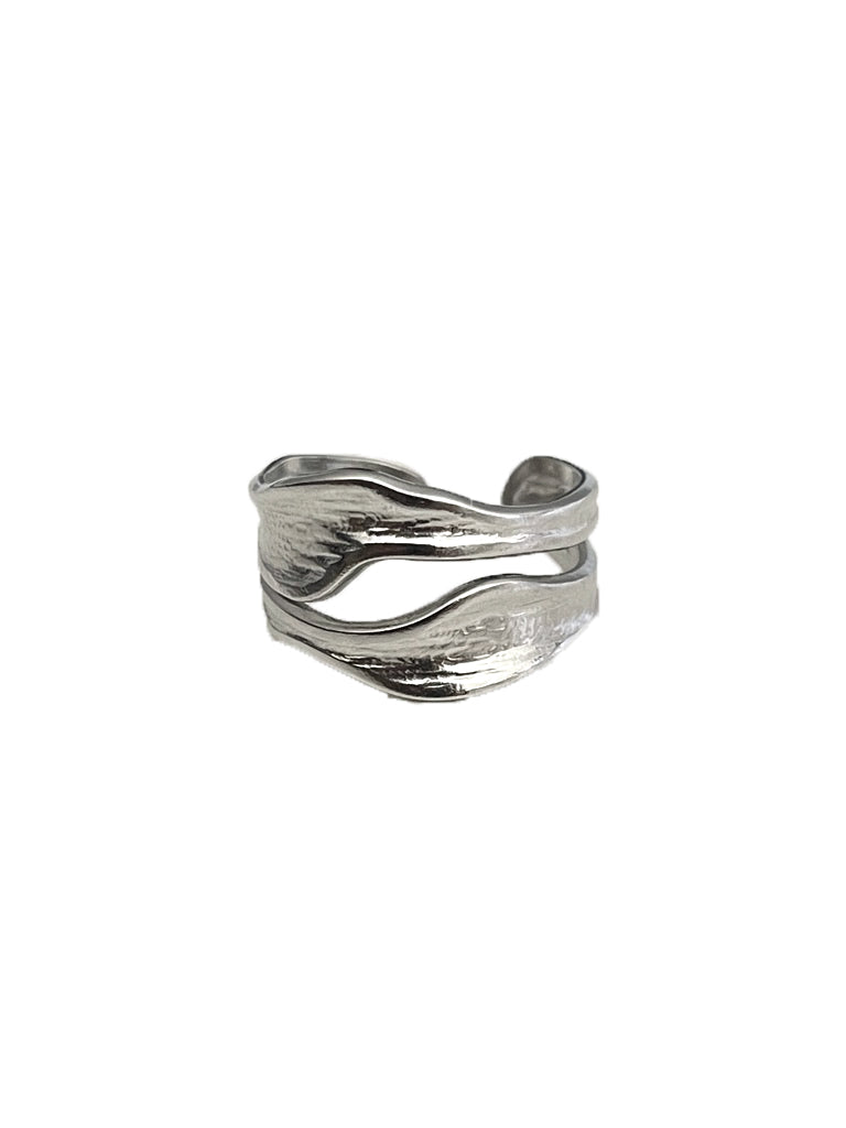 CAMELLIA - SILVER RING STAINLESS STEEL WATERPROOF