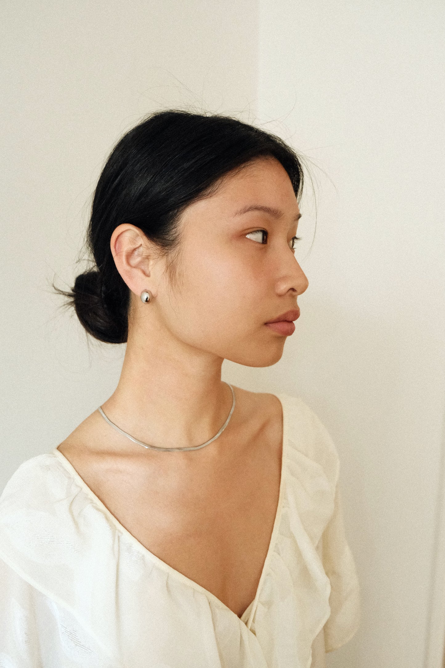 JAPONICA - SILVER ROUND STUD EARRINGS WATERPROOF