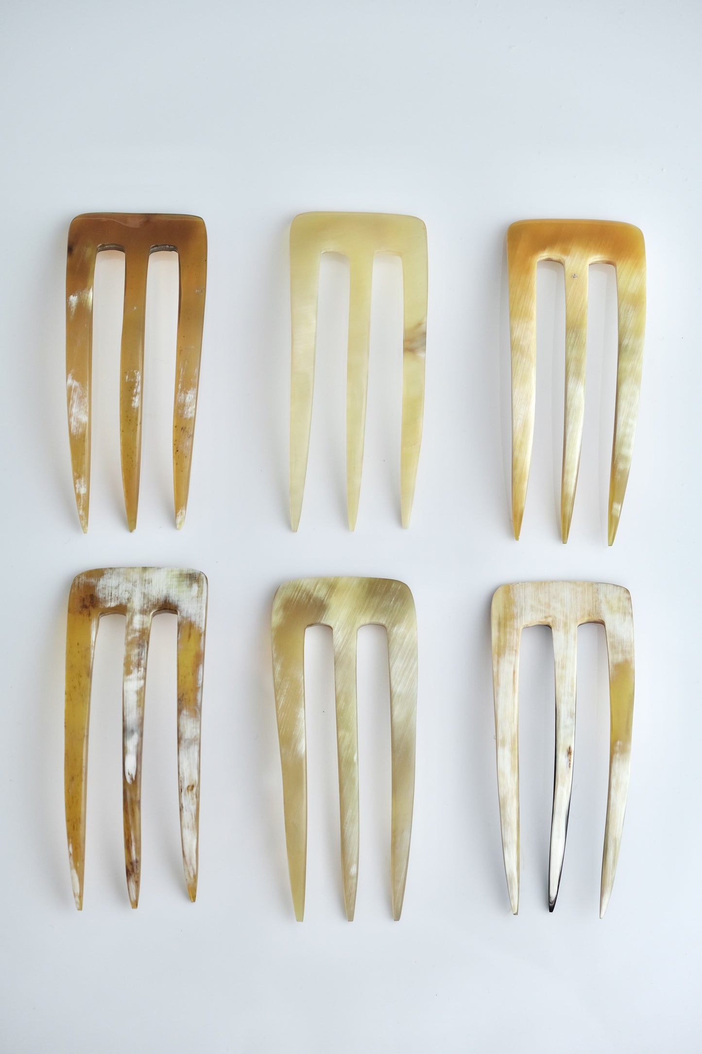 HAIR FORK - BUFFALO HORN LIGHT