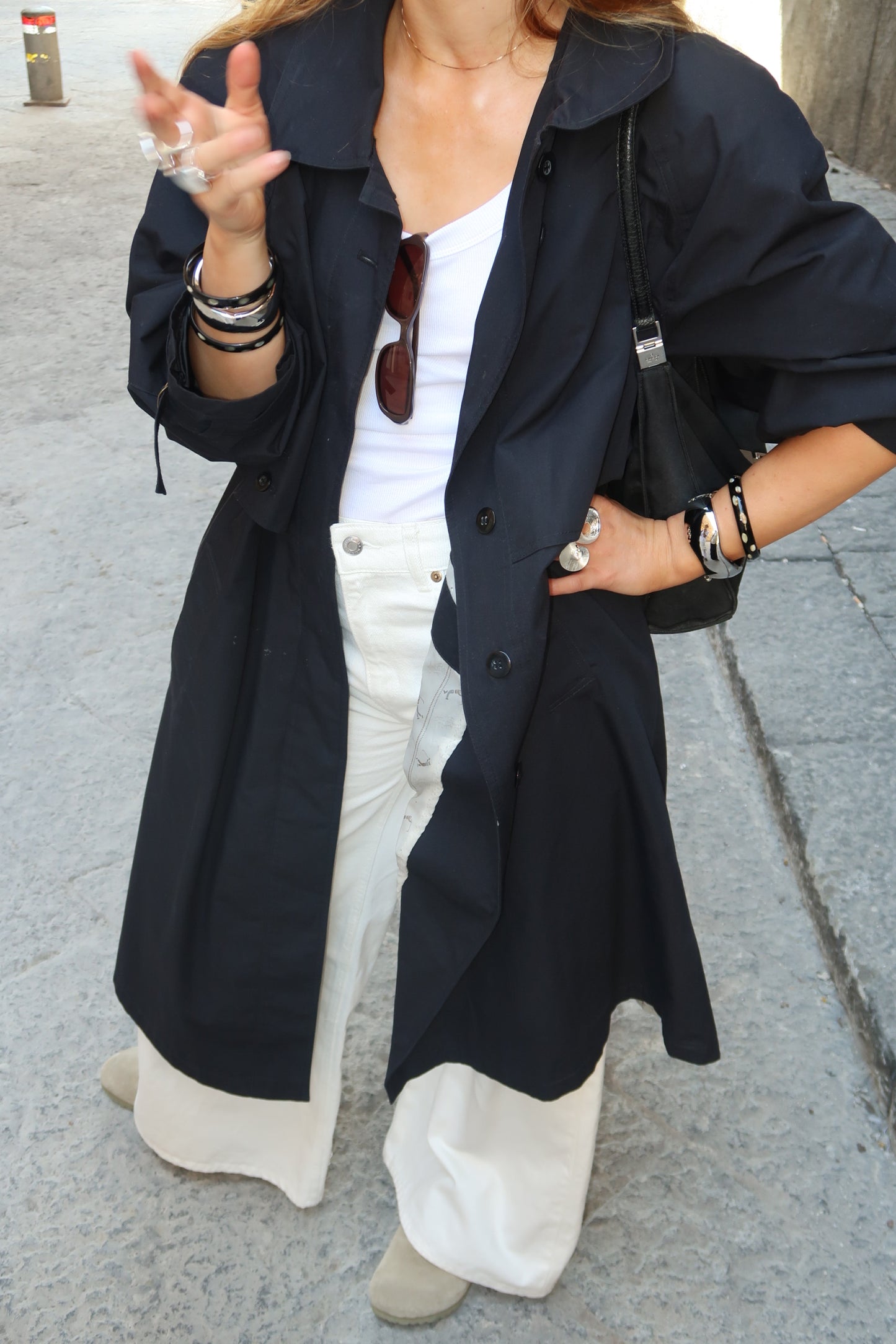 OCHNA - BUFFALO HORN BANGLE DOTS