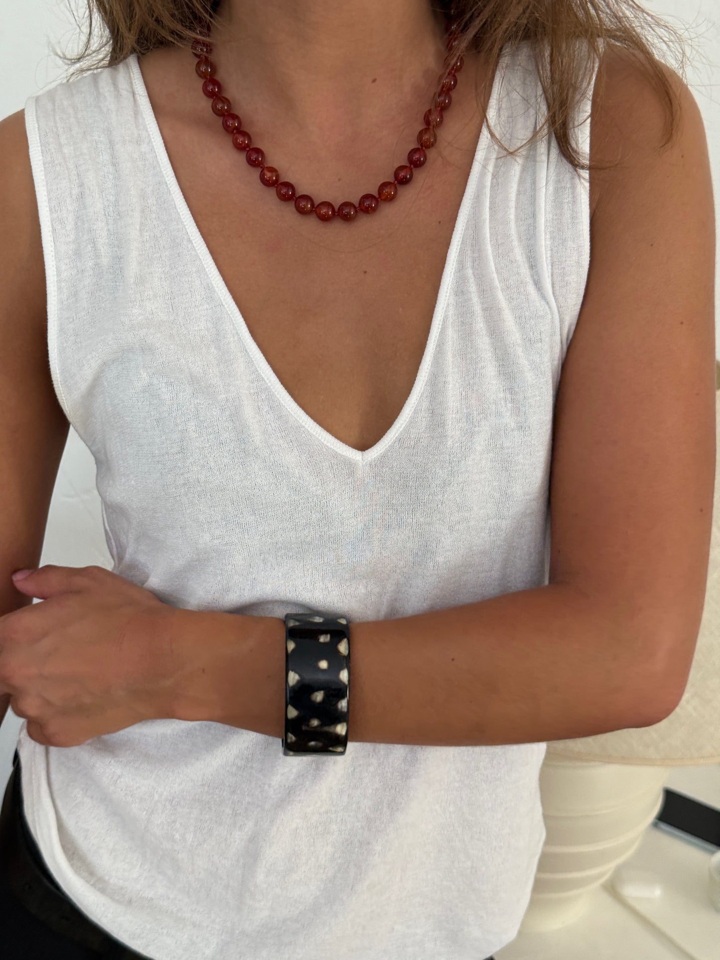 RIVIERA - RED PEARL NECKLACE