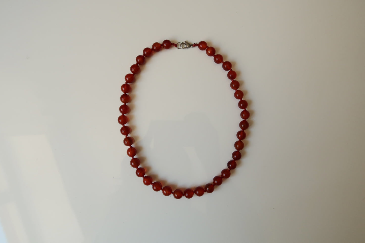 RIVIERA - RED PEARL NECKLACE