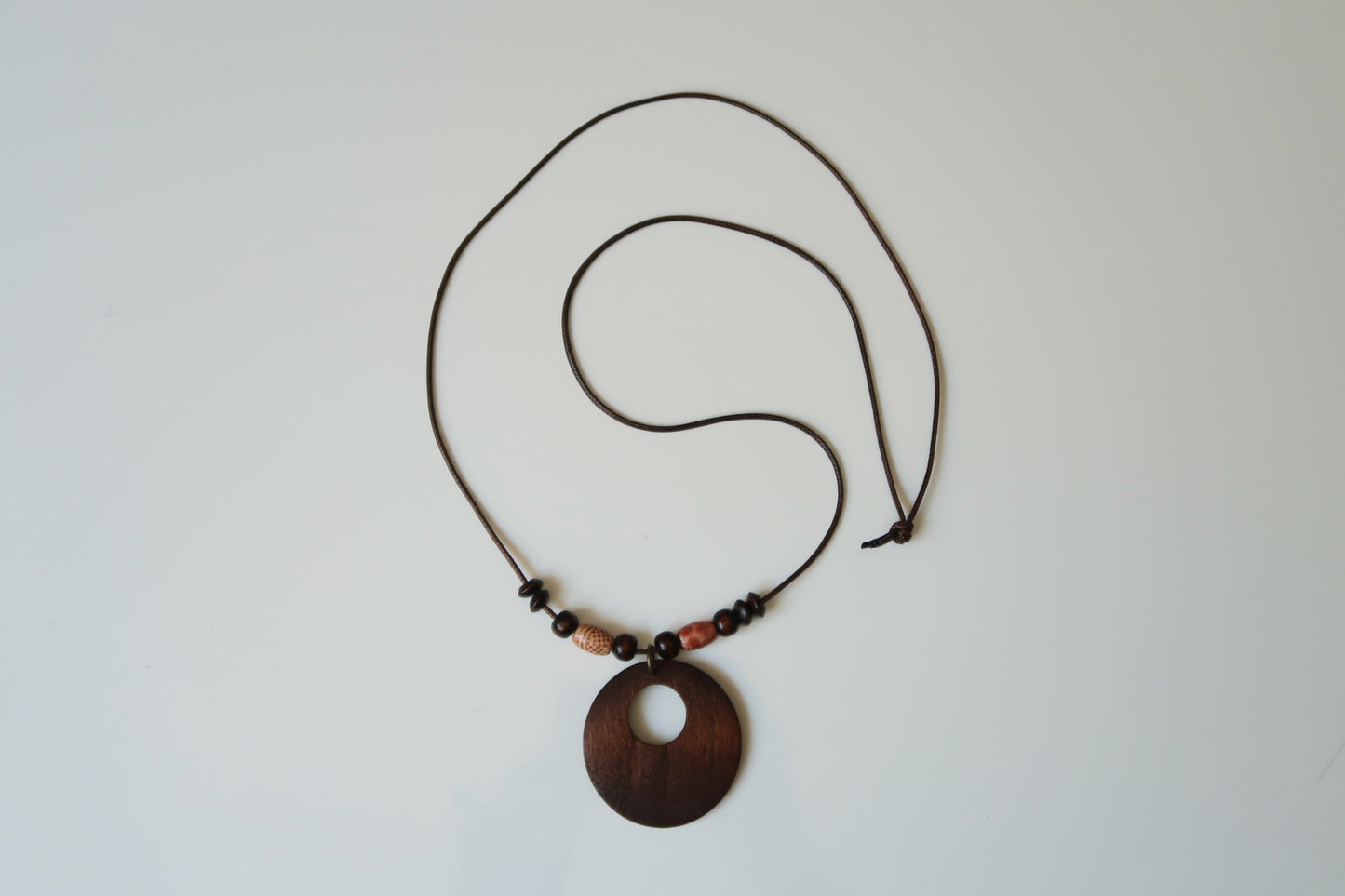 ANTIBES - WOOD NECKLACE
