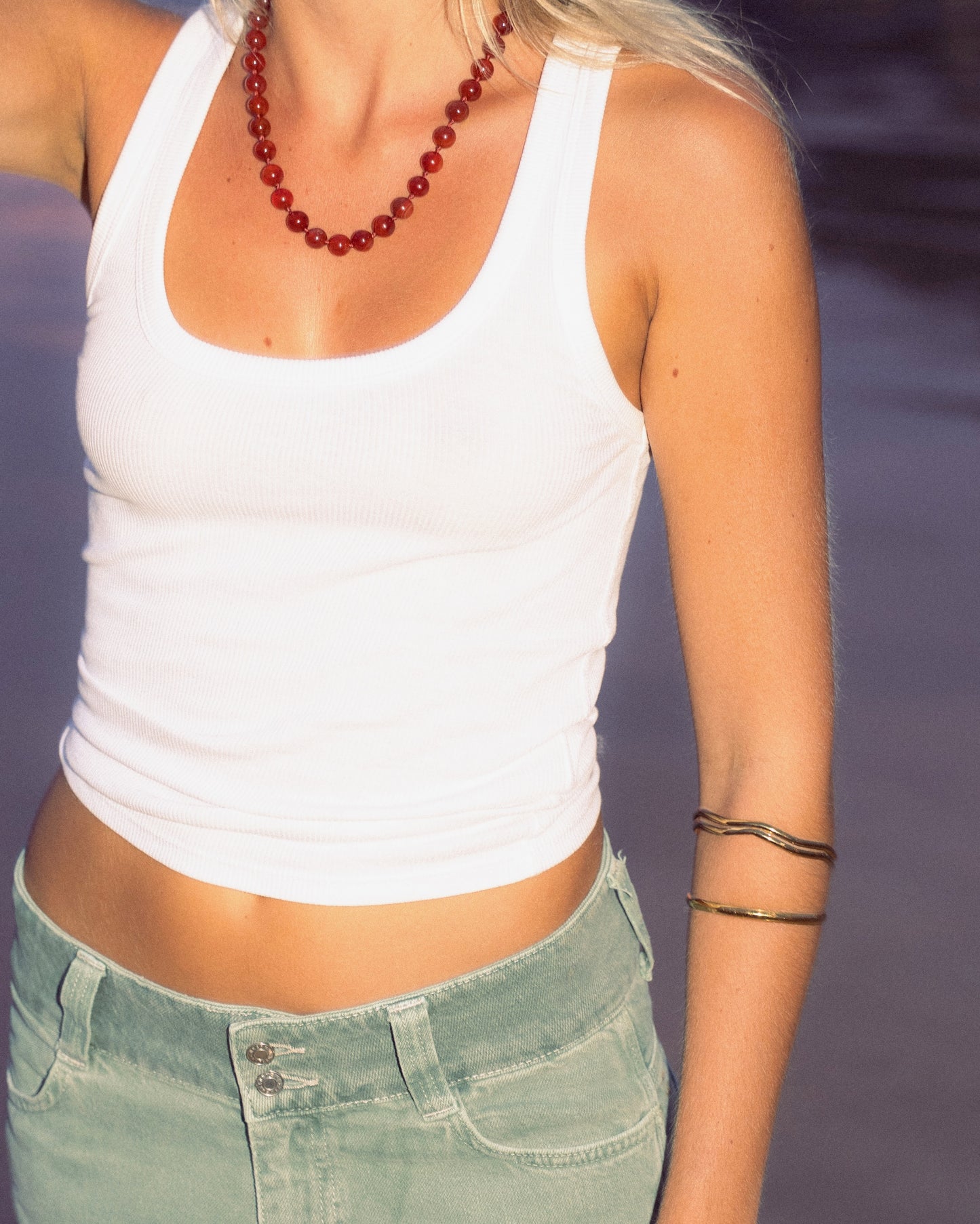 RIVIERA - RED PEARL NECKLACE