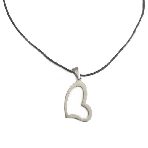 ACONITE - SILVER HEART NECKLACE STAINLESS STEEL WATERPROOF