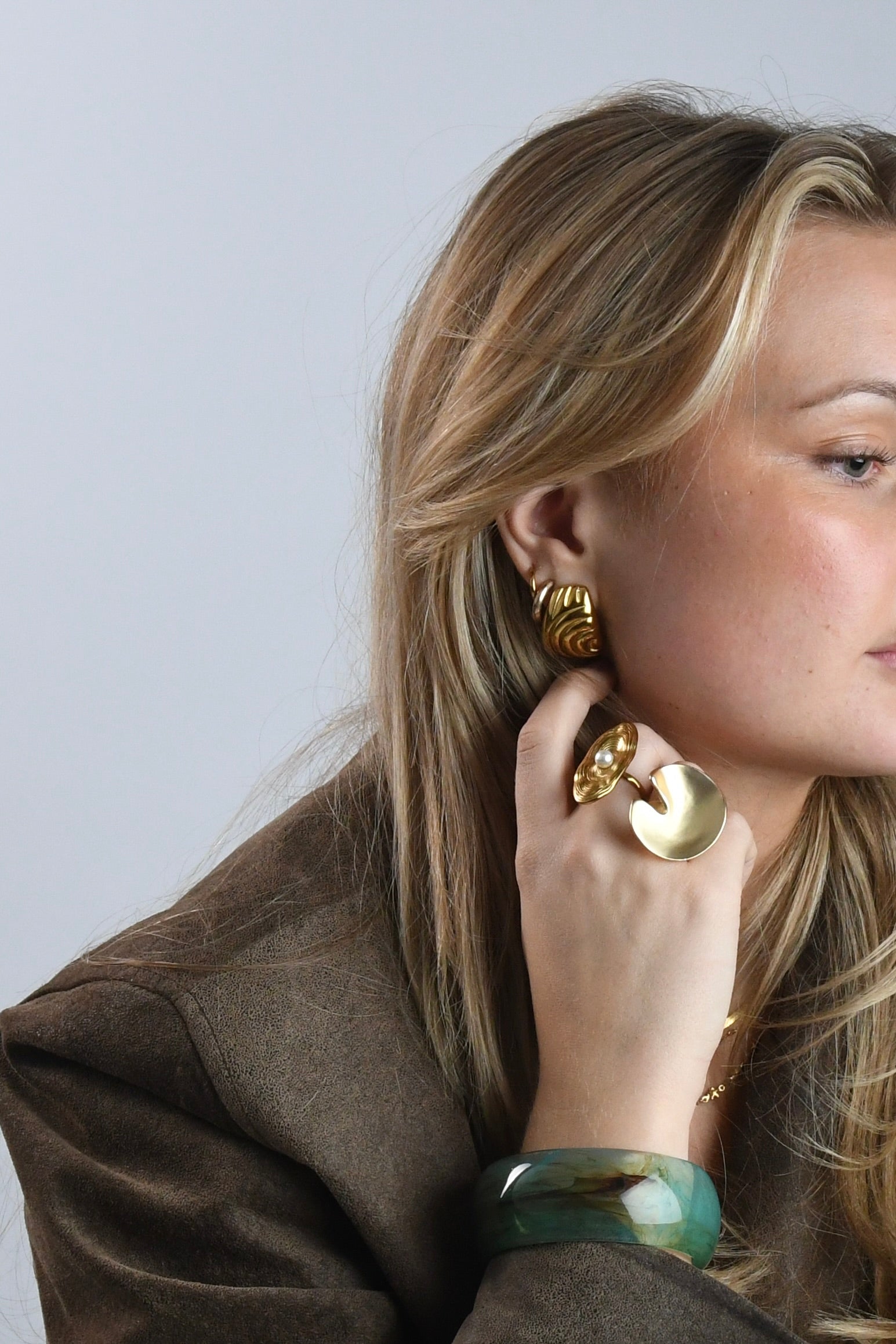 CHARA - GOLD RING PEARL 18K GOLD PLATING WATERPROOF