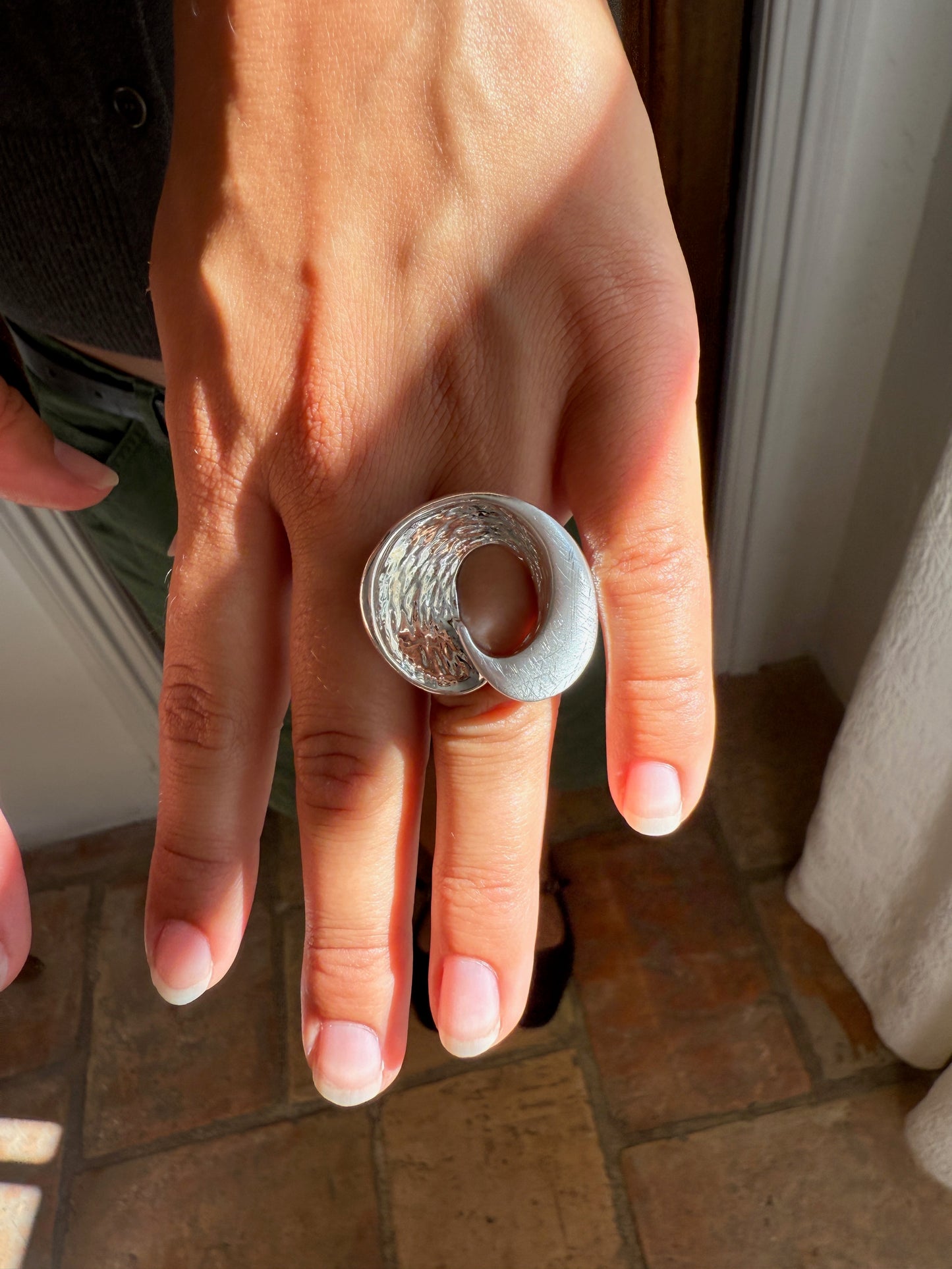 LILY - SILVER RING INSPIRED BY THE OCEAN