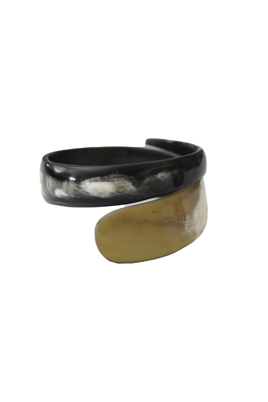 LILIUM - BUFFALO HORN BANGLE SWIRL